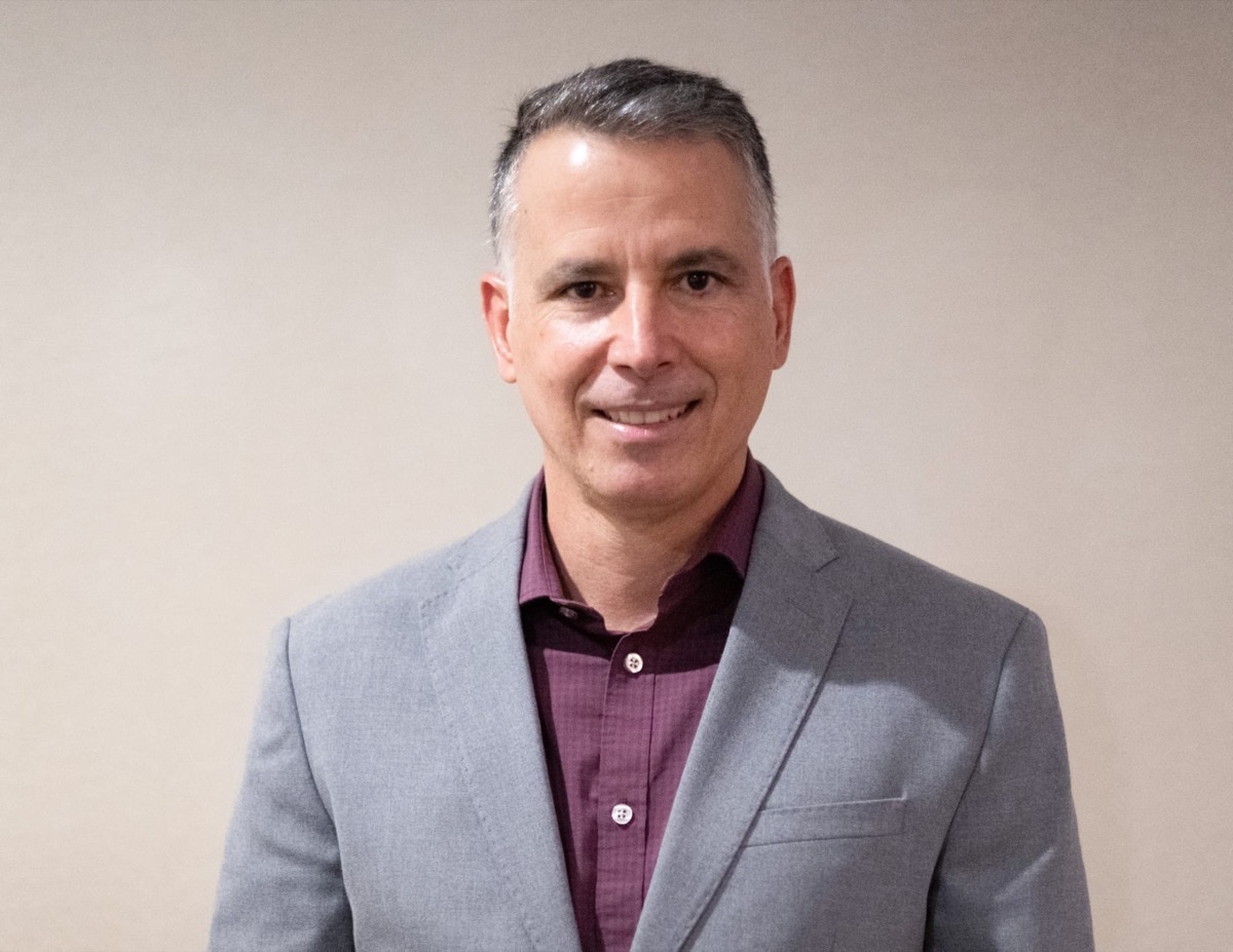 Pastor Amado Ravelo